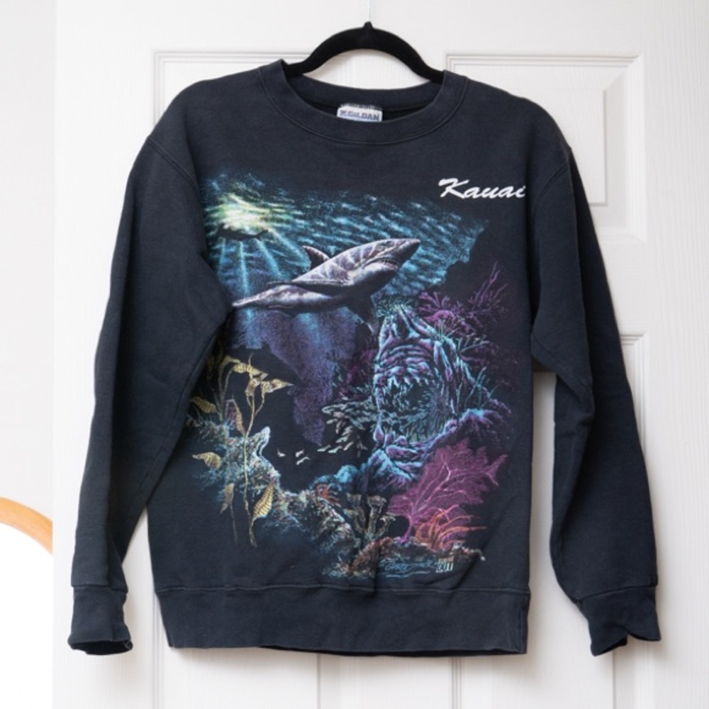 Kauai ocean life art vintage sweatshirt S